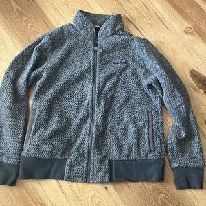 Patagonia fleece, women’s small.